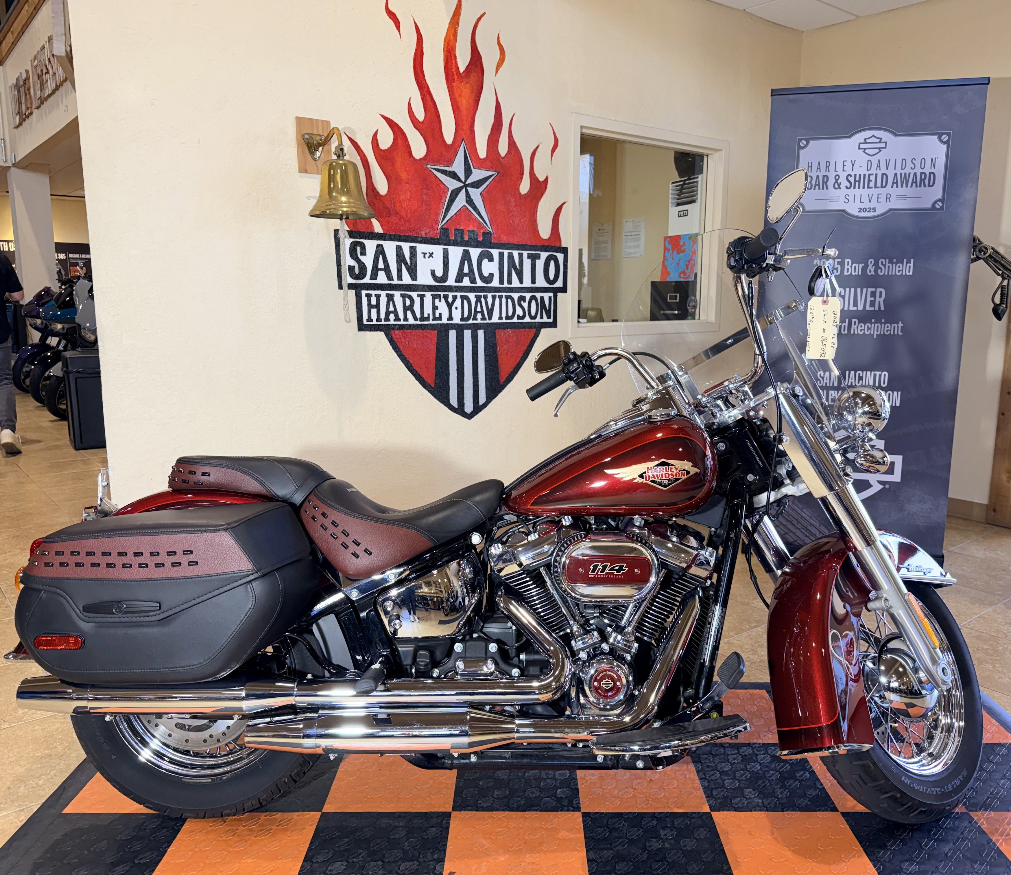 2023 Harley-Davidson® FLHCSANV Heritage Classic 114 Anniversary