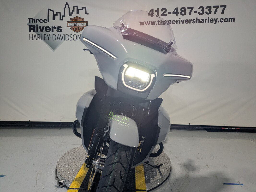 Street Glide® Ultra