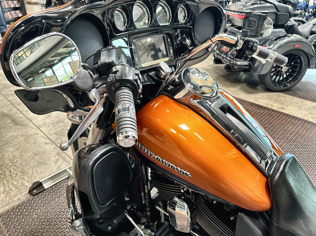 Electra Glide® Ultra Limited® Low