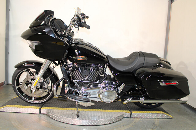 Road Glide®