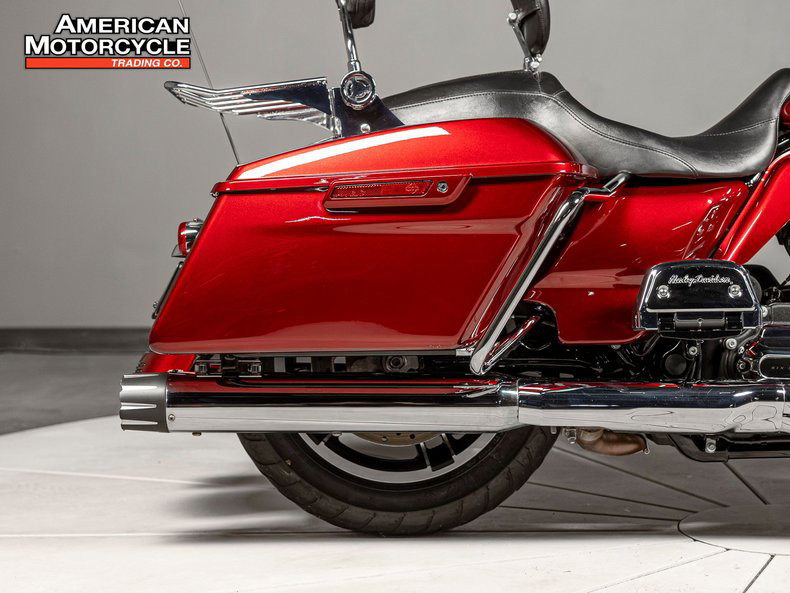 Street Glide®