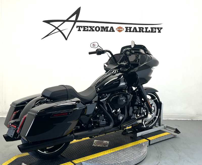Road Glide®
