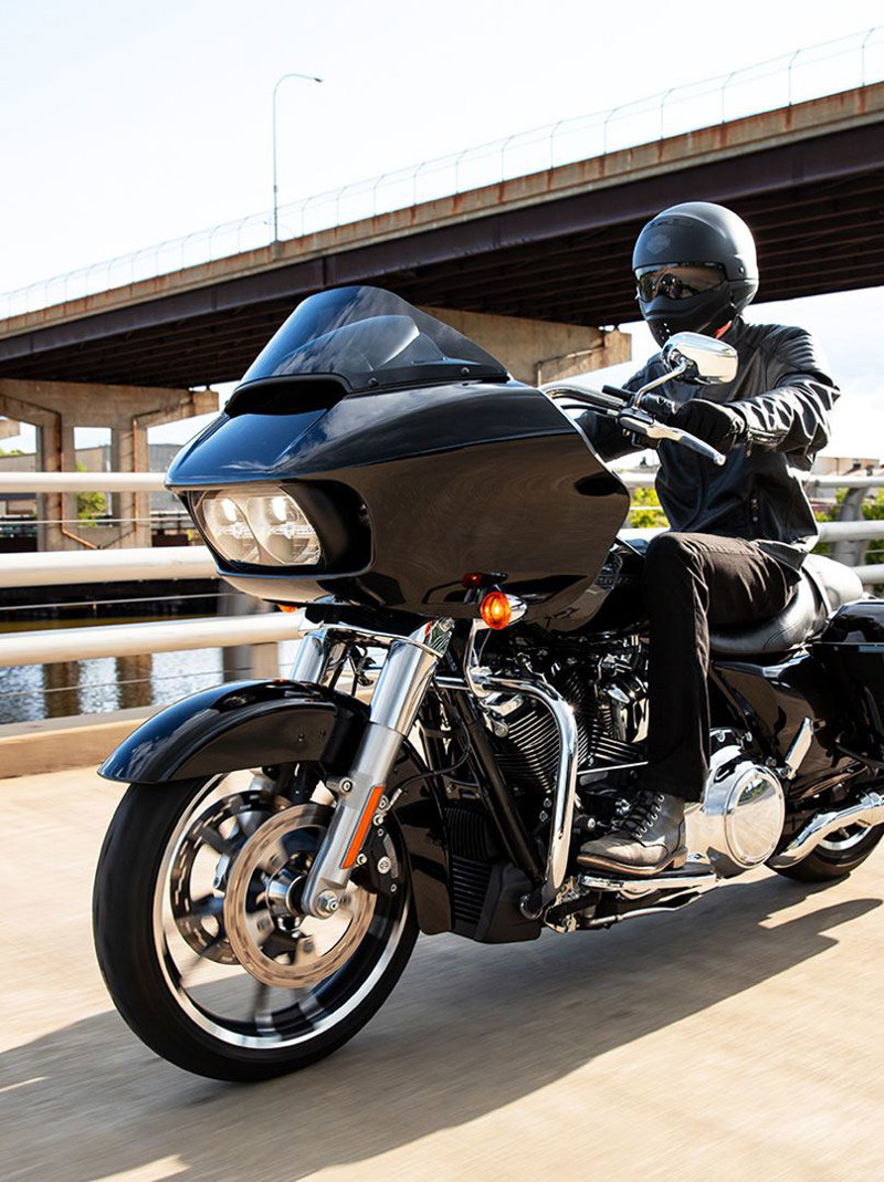 Road Glide®