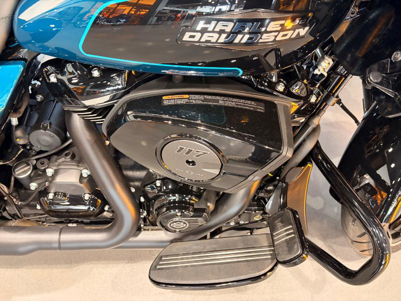 Road Glide®
