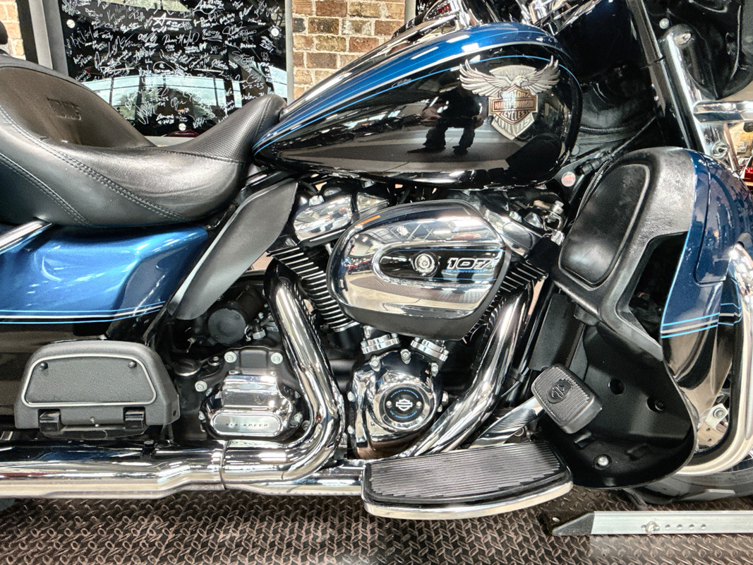 Electra Glide® Ultra® Limited 115th Anniversary