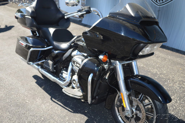 Road Glide® Ultra