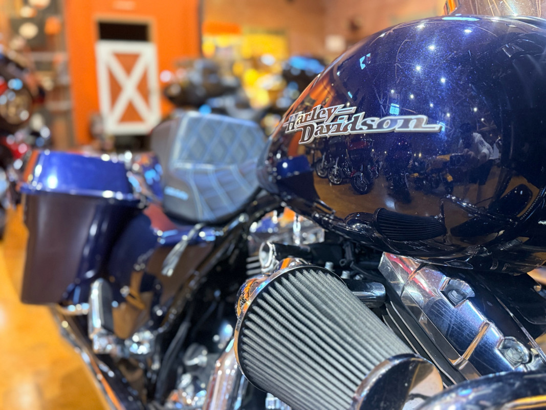 Street Glide®