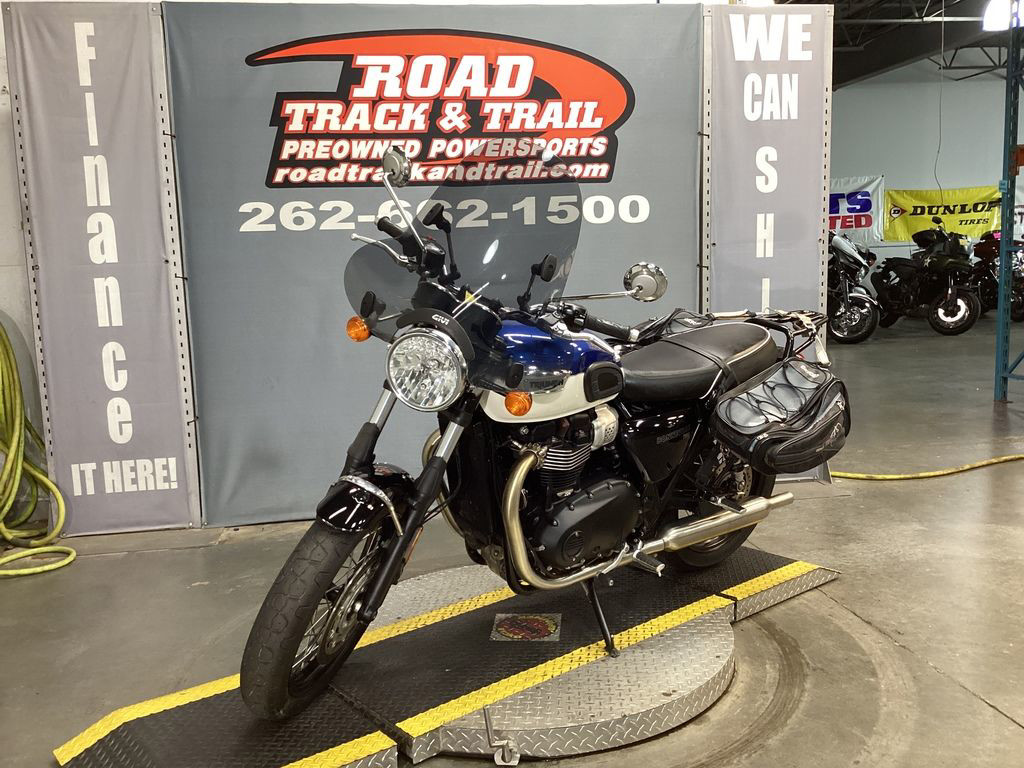 Bonneville T100