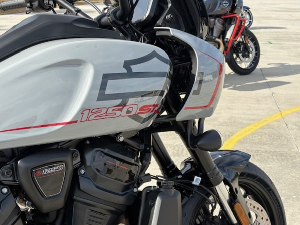 Pan America® 1250 ST