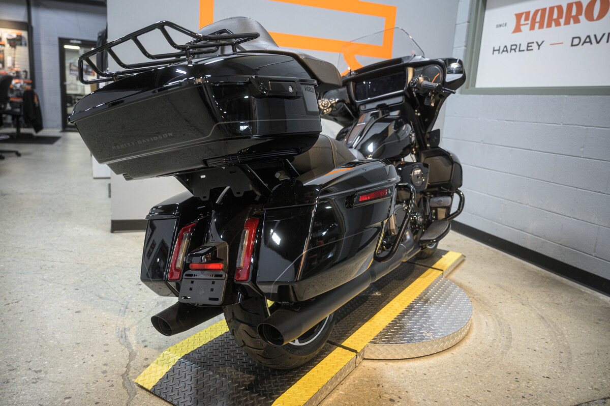 Street Glide® Ultra