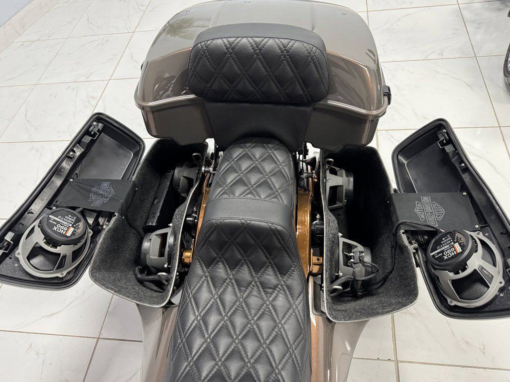 Road Glide® Special