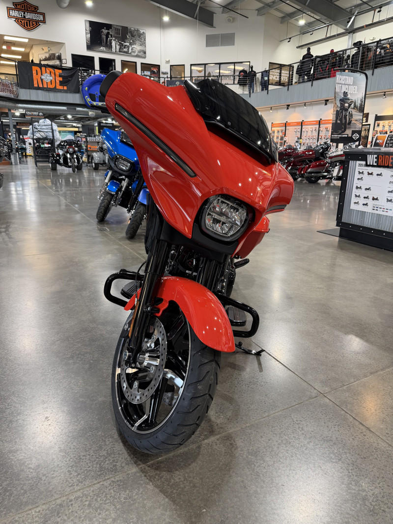 Street Glide®