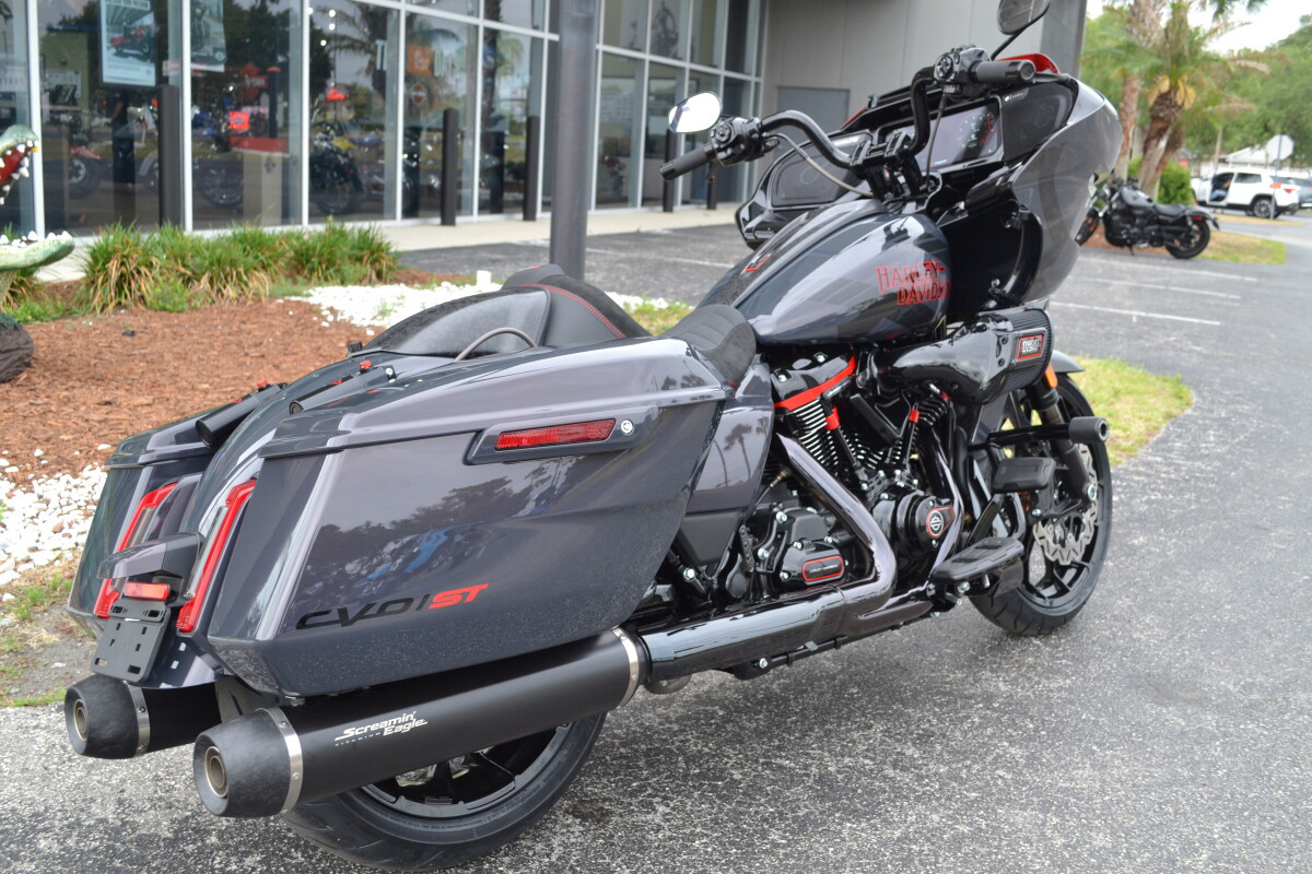 CVO® Road Glide® ST