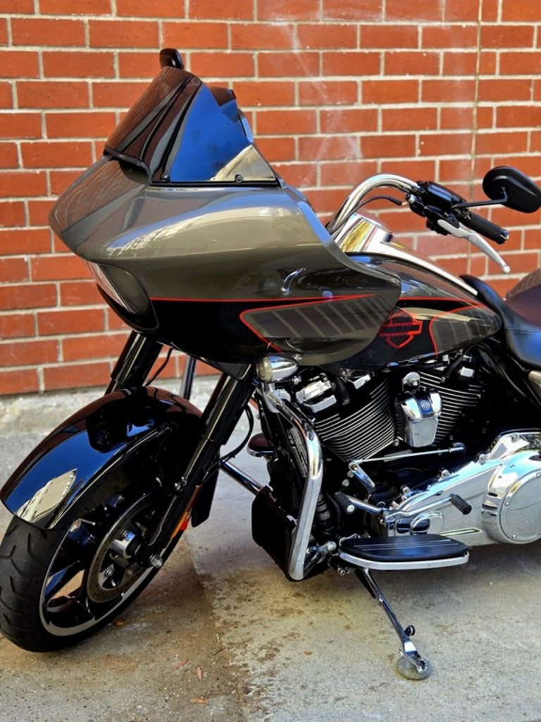 Road Glide®