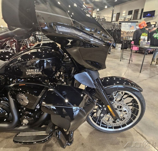 Street Glide® 3 Limited