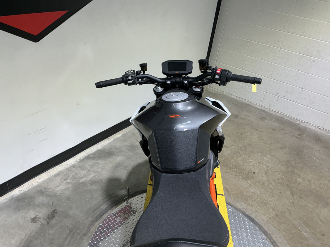 1290 Super Duke R 