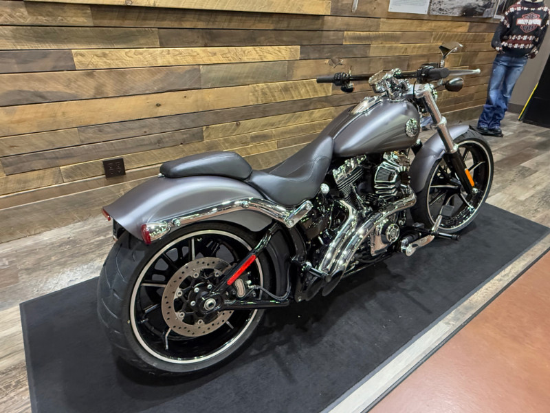 Softail® Breakout®