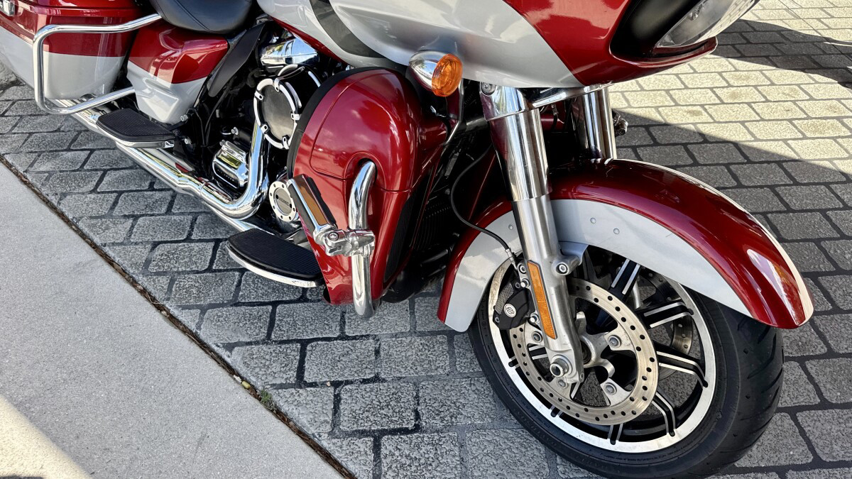 Road Glide® Ultra