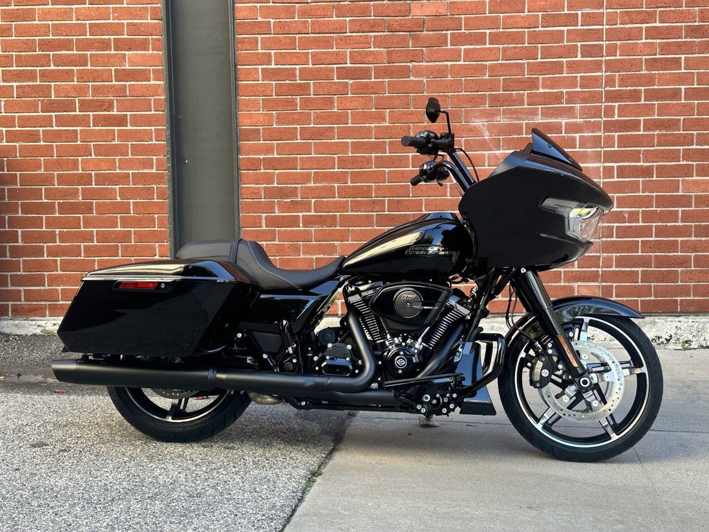Road Glide®