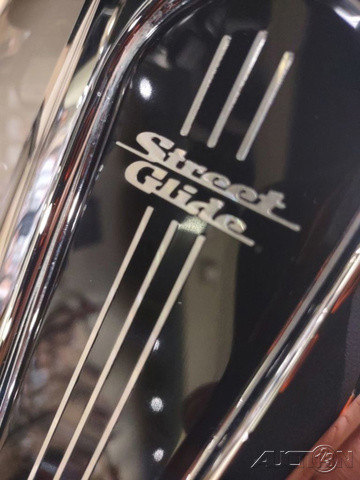 Street Glide®