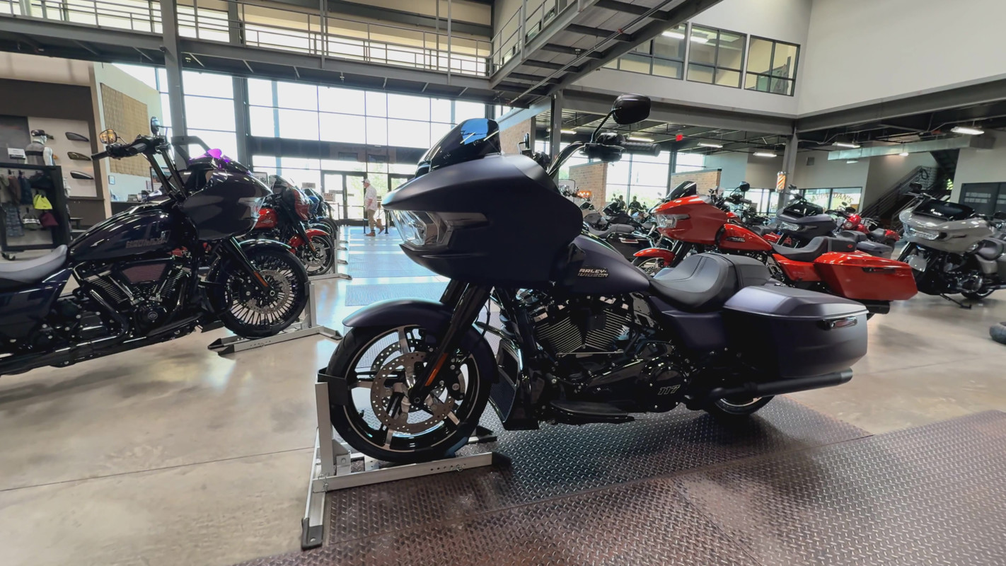 Road Glide®
