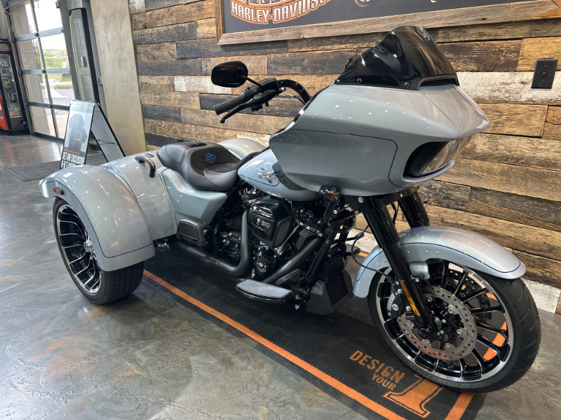 Road Glide® 3