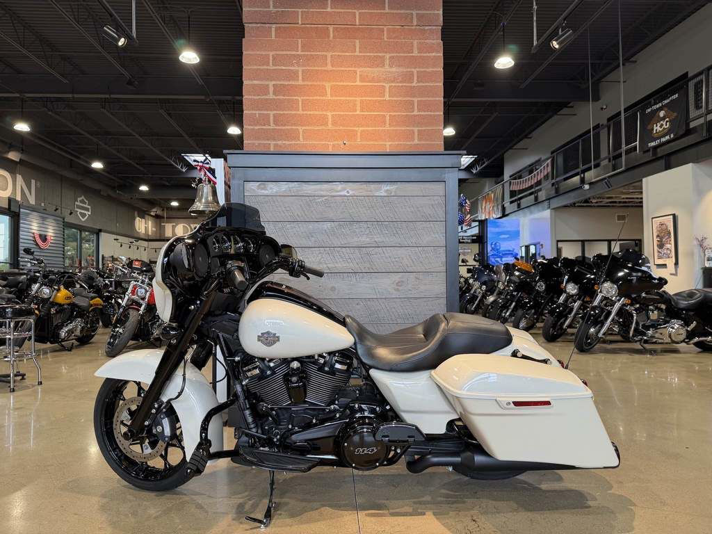 Street Glide® Special