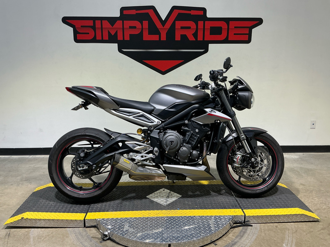 Street Triple RS