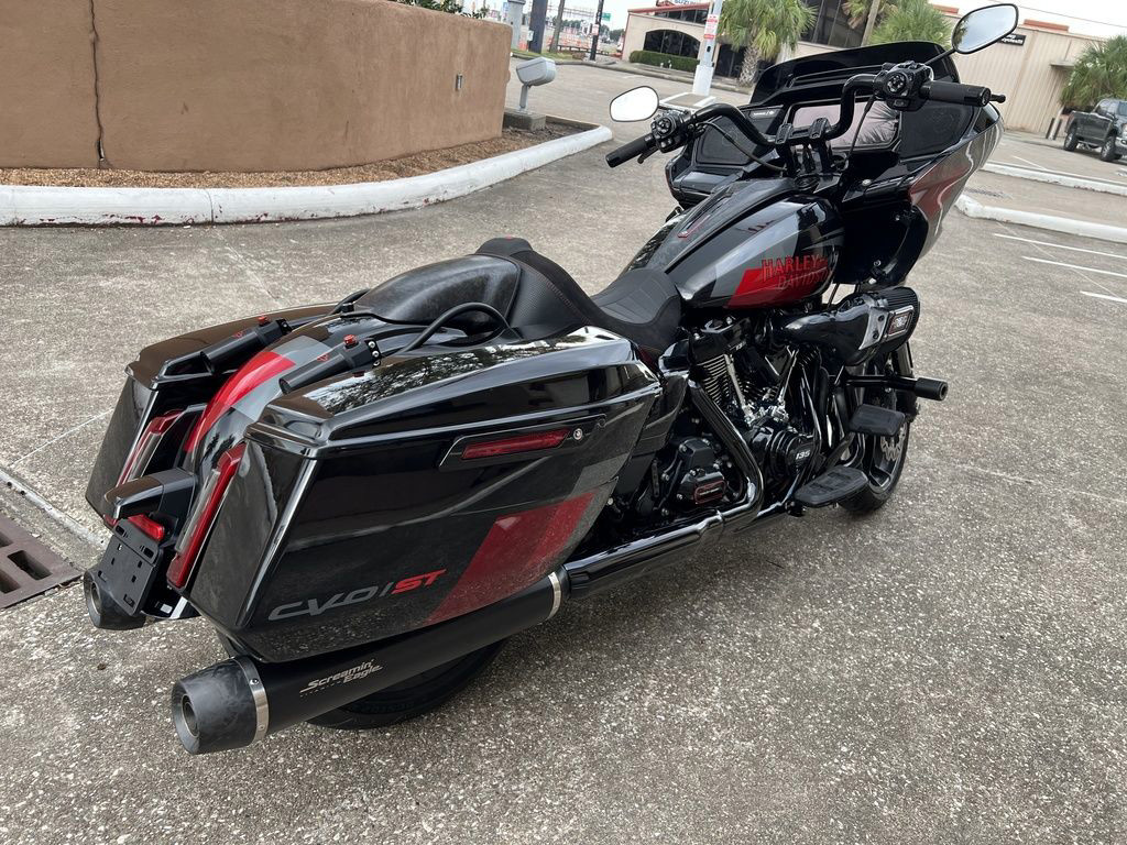 CVO® Road Glide® ST