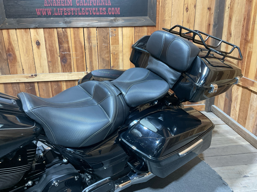 Street Glide® Special