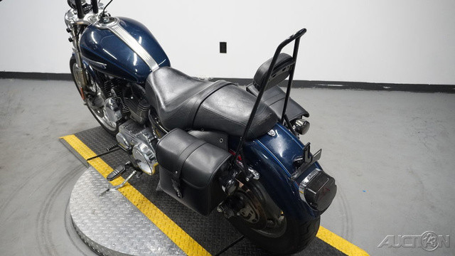 Sportster® 1200 Custom 