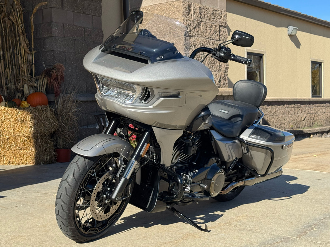 CVO® Road Glide®