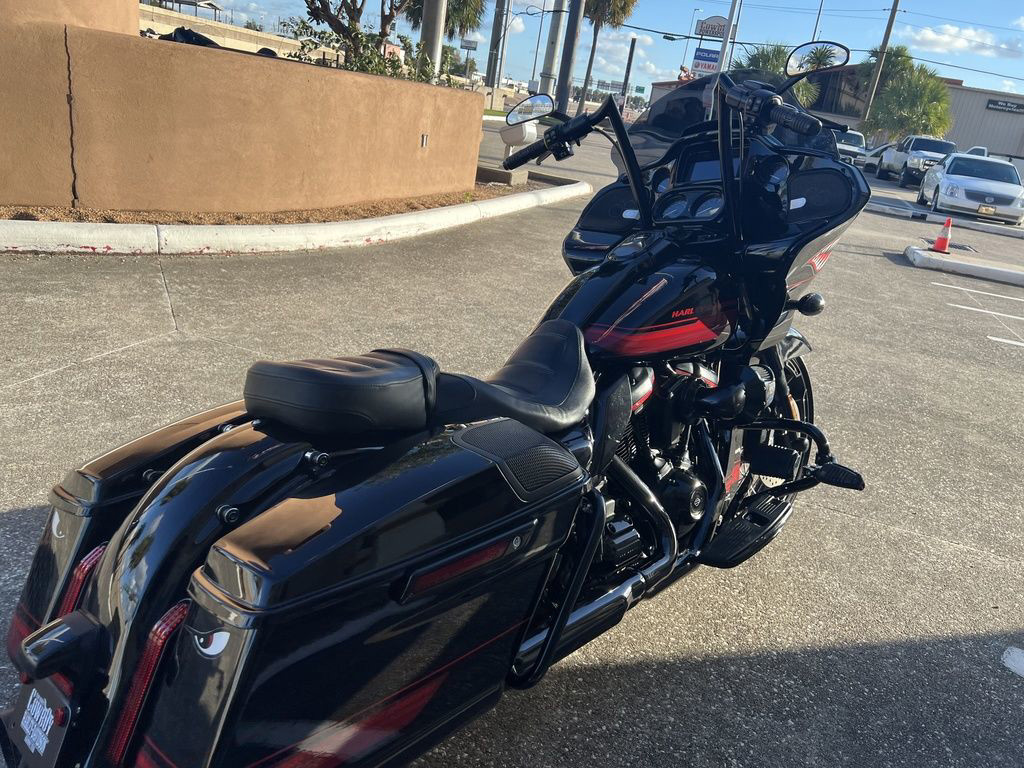CVO® Road Glide®