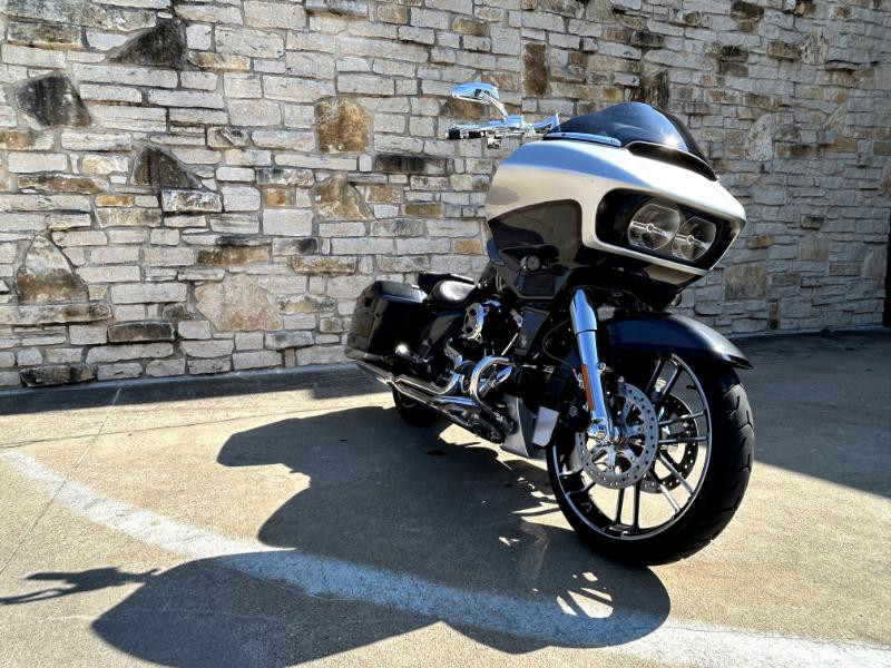 CVO® Road Glide®