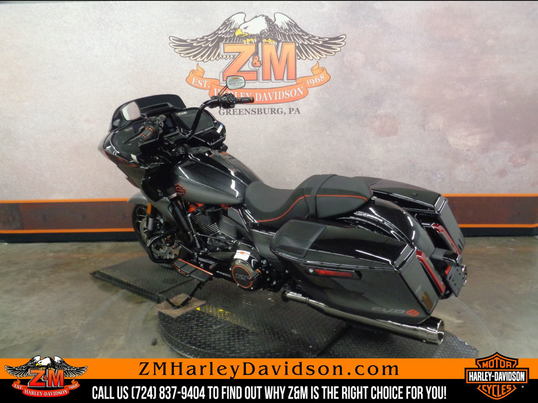 CVO® Road Glide®