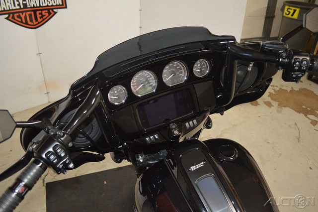 Street Glide® Special