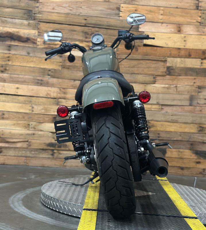 Iron 883®