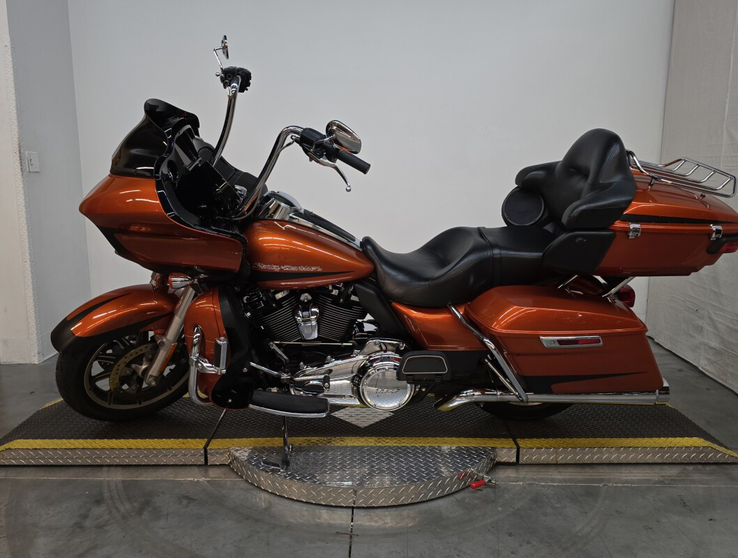 Road Glide® Ultra