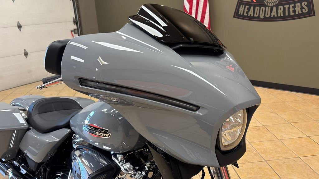 Street Glide®