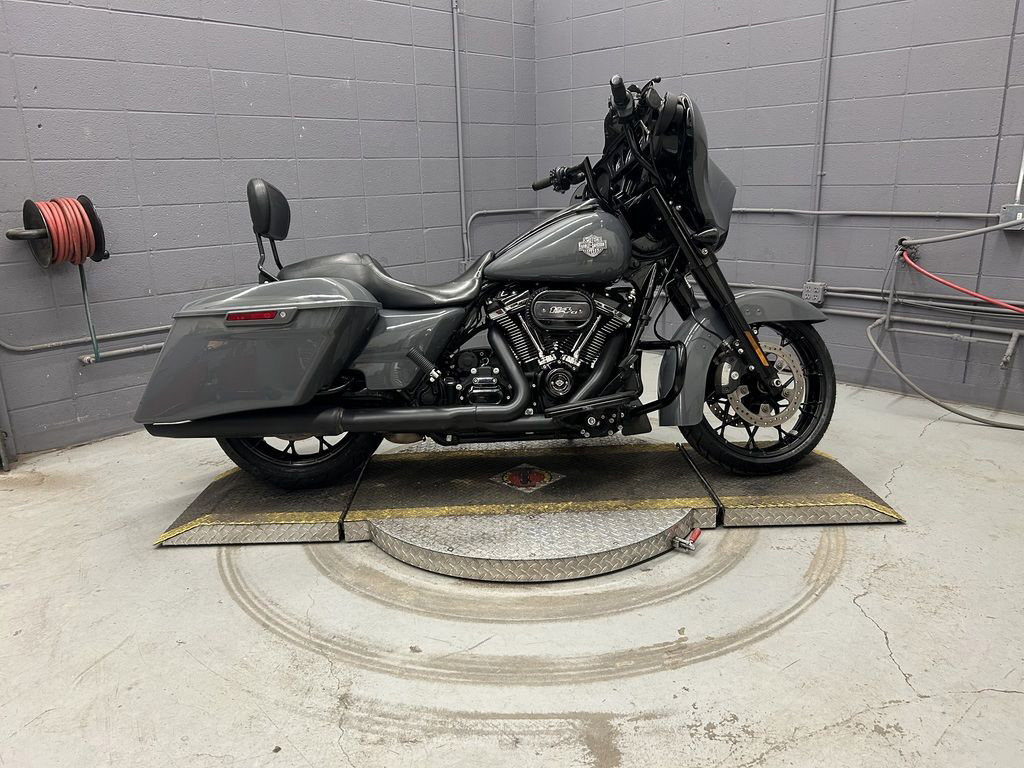 Street Glide® Special