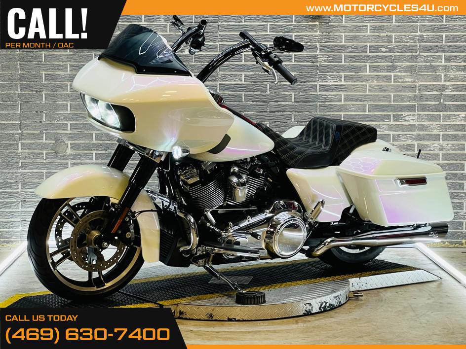 Road Glide®