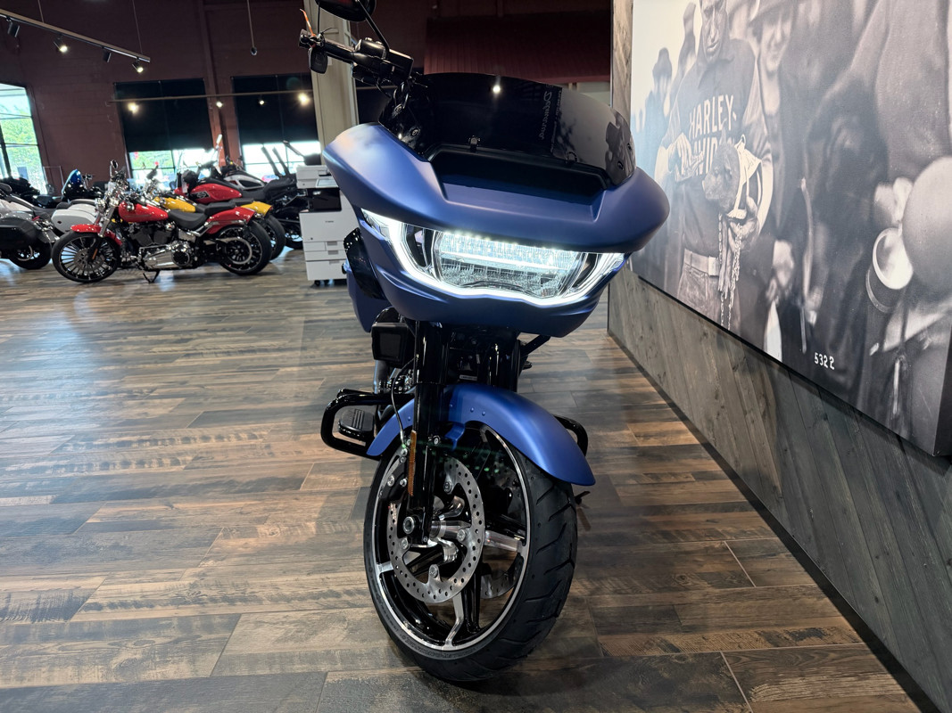 Road Glide®