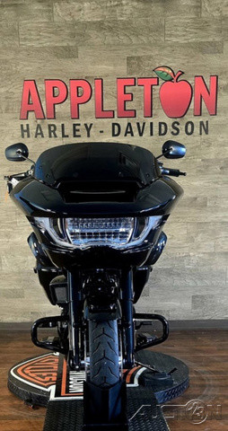 Road Glide®