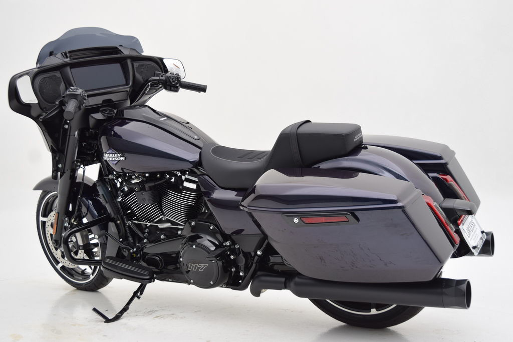 Street Glide®