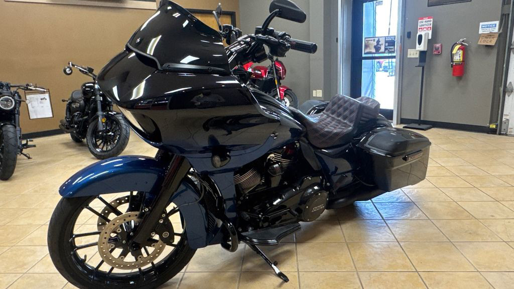 CVO® Road Glide®