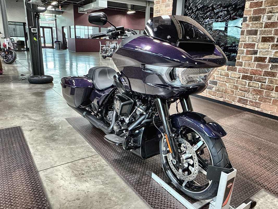 Road Glide®