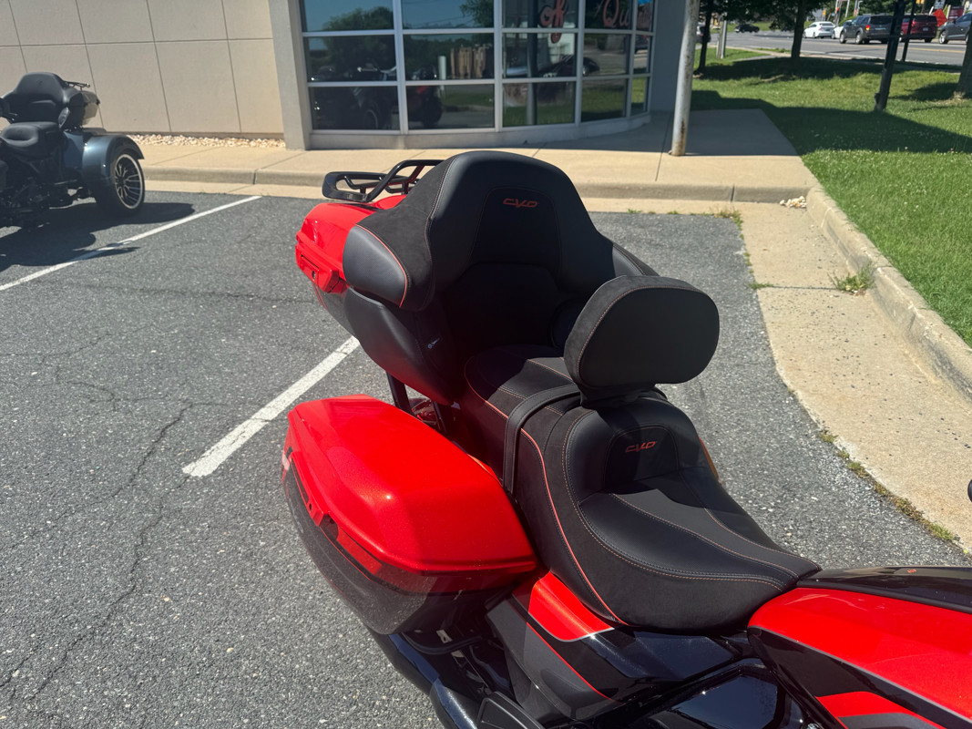 CVO® Street Glide® Limited