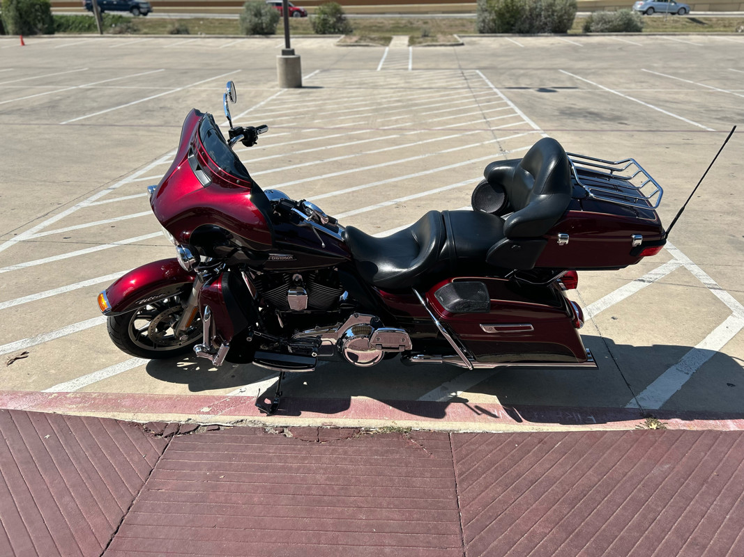 Electra Glide® Ultra Classic® Low