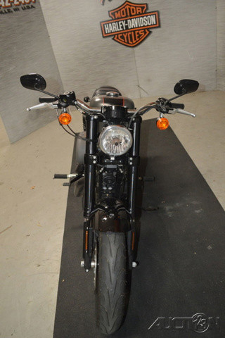 Sportster® Roadster®