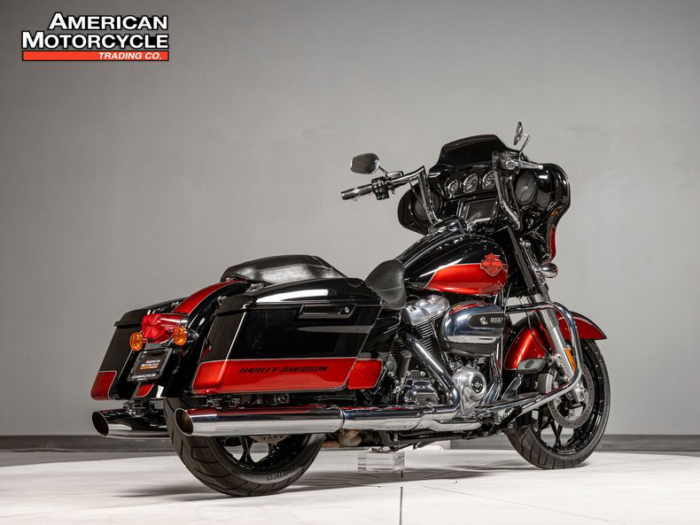 Electra Glide® Standard